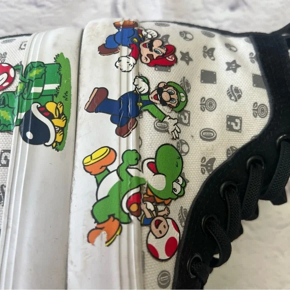 Mario Kart Boys’ High Top Sneakers,‎ Sizes 12 - Picture 11 of 17